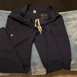 FIGS Men's Navy scrub pants